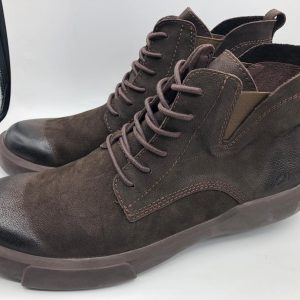 Clarks boot